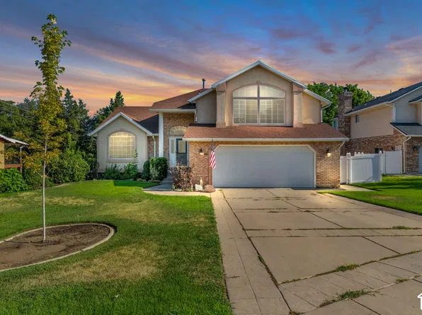 846 E Holroyd Dr, South Ogden, UT 84403