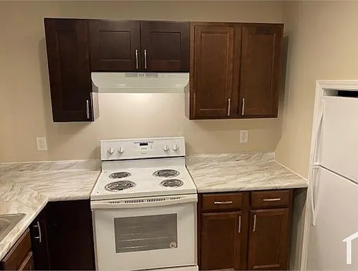 1 bed, $900 — Photo 3
