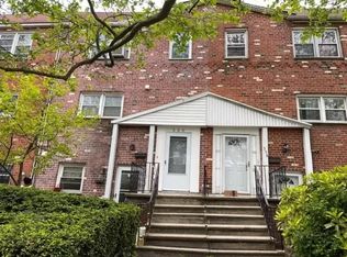 560 E 83rd St, Brooklyn, NY 11236
