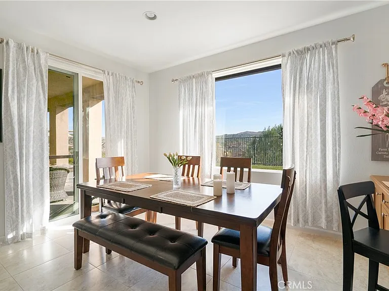 3126 Vista Ter — Photo 15