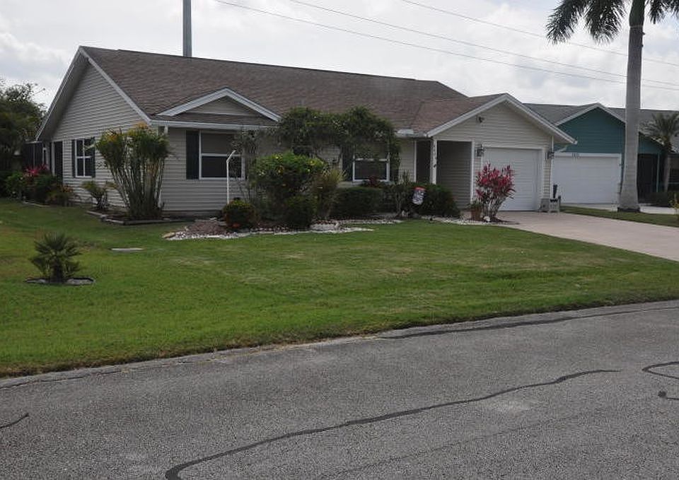 1st image of 6664 SE Silverbell Ave