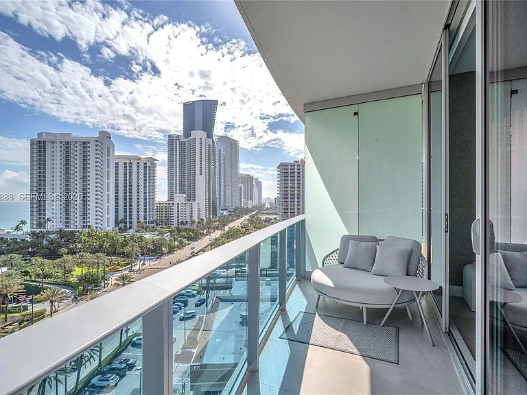 17550 Collins Ave #1002 — Photo 28