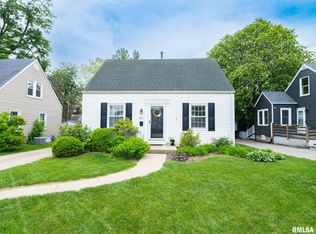 800 W Ridge Rd, Peoria, IL 61614