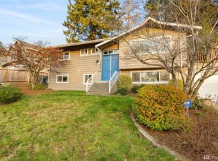 7120 NE 187th St, Kenmore, WA 98028
