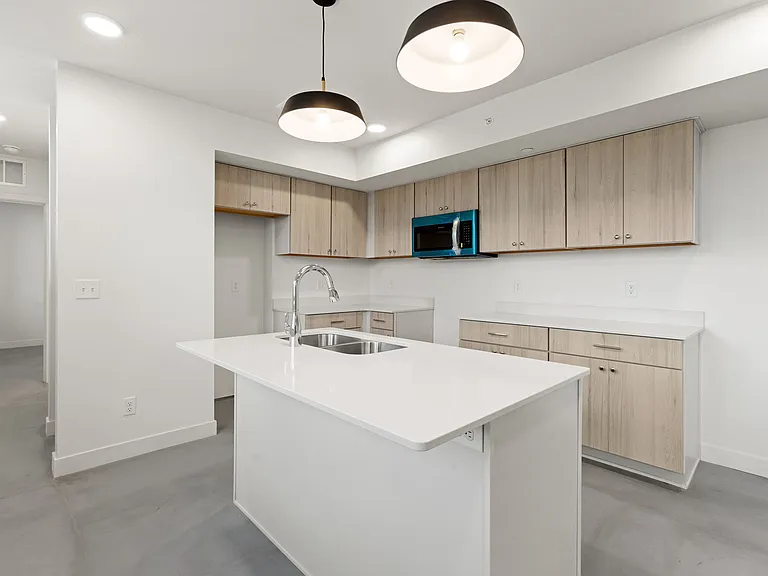 1268 N Locust St #13 — Photo 10