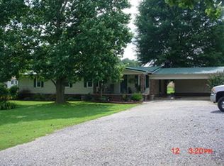 1559 Retreat St, Claremont, NC 28610