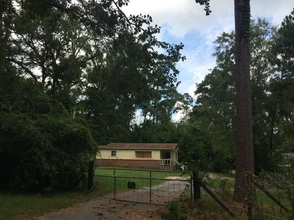 210 Sunnyland Ext, Thomasville, GA 31792