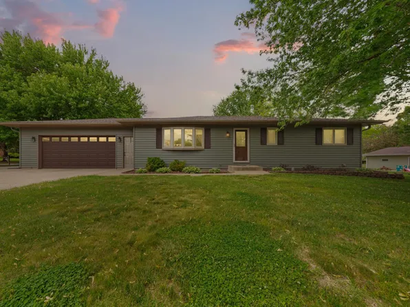 1724 Prairie Ave SW, Faribault, MN 55021