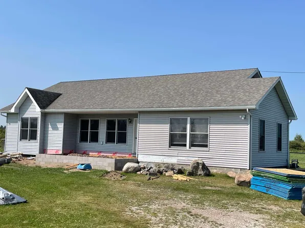5556 S Killackey Rd, Sault Sainte Marie, MI 49783