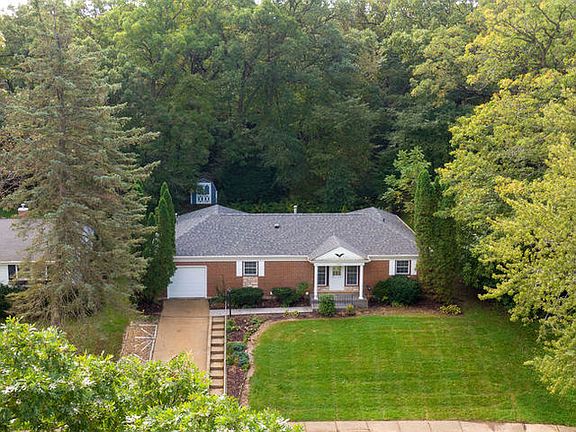 3rd image of 4609 Ashley Dr