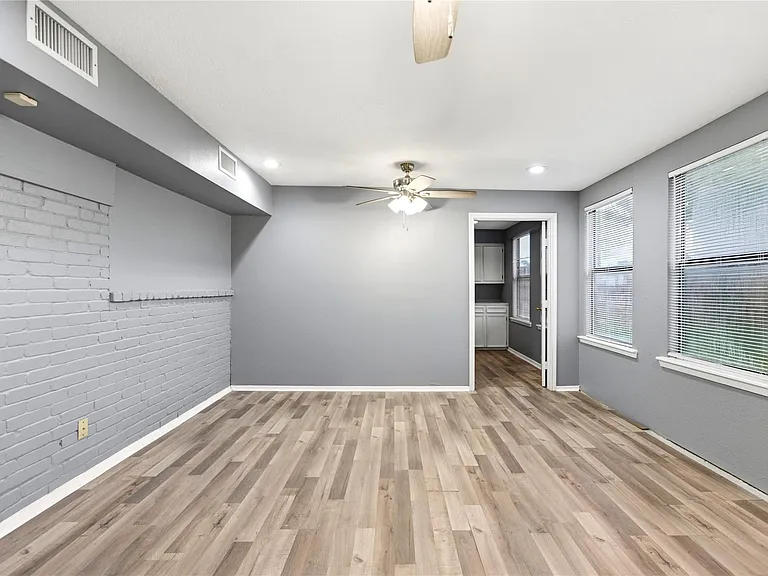 6009 Leafwood Cir — Photo 34