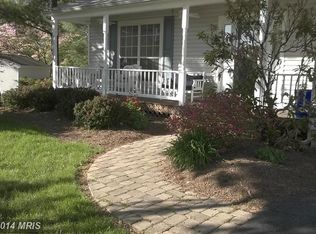 9405 Belle Hollow Way, Gaithersburg, MD 20882