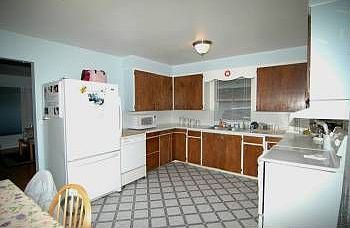 5th image of 5715 67th Ave NE