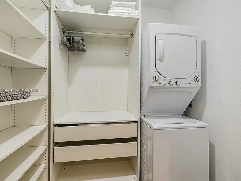 1018 Meridian Ave #2 — Photo 24
