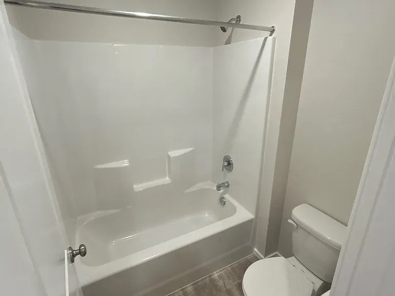 4809 Thyme Ave NE — Photo 34