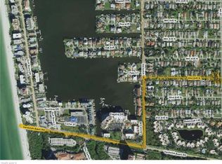 591 93rd Ave N, Naples, FL 34108