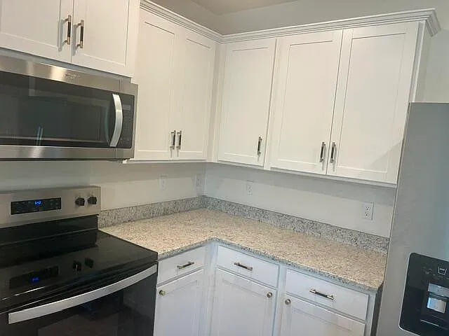 12152 SW Rimini Way — Photo 20