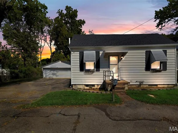 5309 Staely Ave, Saint Louis, MO 63123