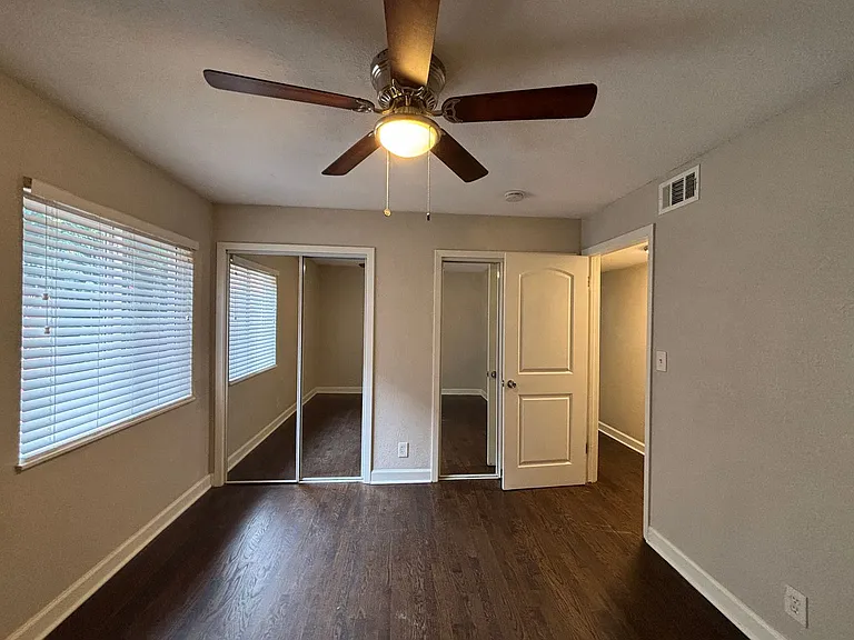 3704 Wyandotte St #6 — Photo 10