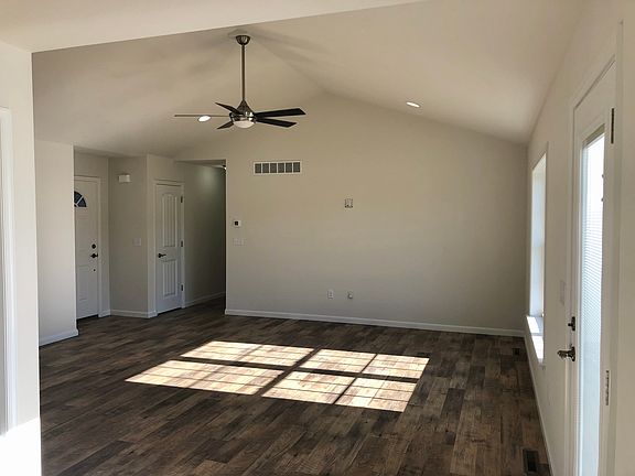 5th image of 119 Mayflower Dr