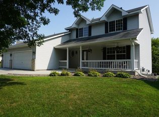 14868 Credit View Dr, Savage, MN 55378