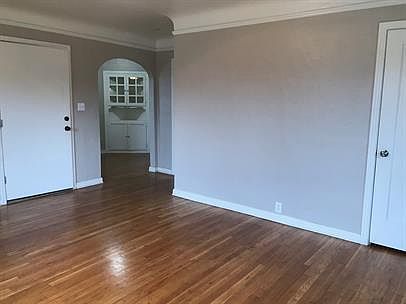 1st image of 911 N Van Ness Ave #15247902