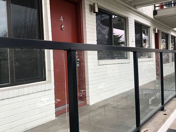 2nd image of 2517 Thorndyke Ave W #5