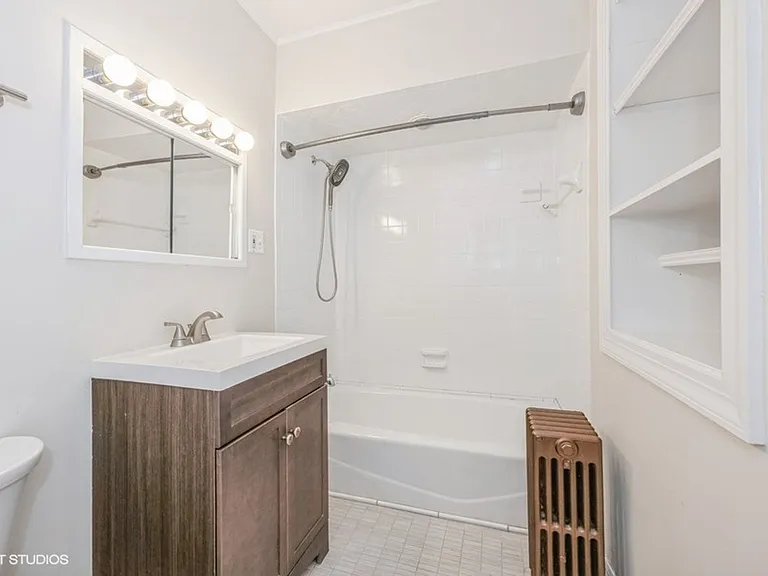 383 Park Ave — Photo 9