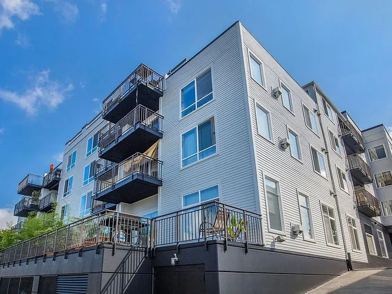 Remi Apartments — Photo 2