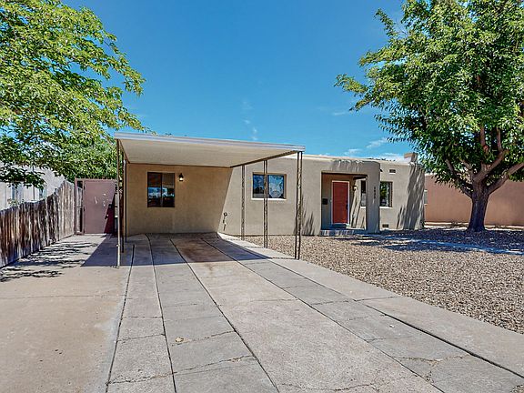 3rd image of 2032 La Veta Dr NE