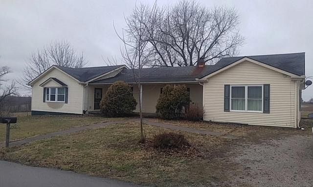 Cute Ranch Style 3 bedroom 2 bath home in Crab Orchard