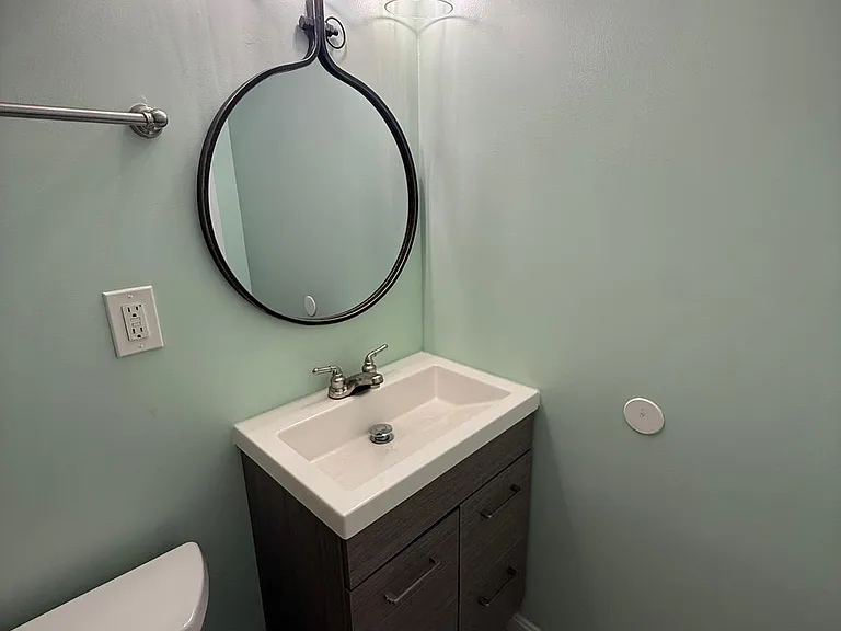 816 Crothers Ln — Photo 41