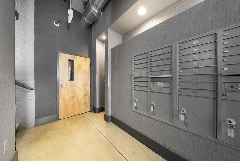The Lofts at Franklin Apartments — Photo 10