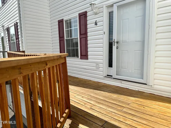 41 Tulip Grove Cir APT 4, Bristol, TN 37620