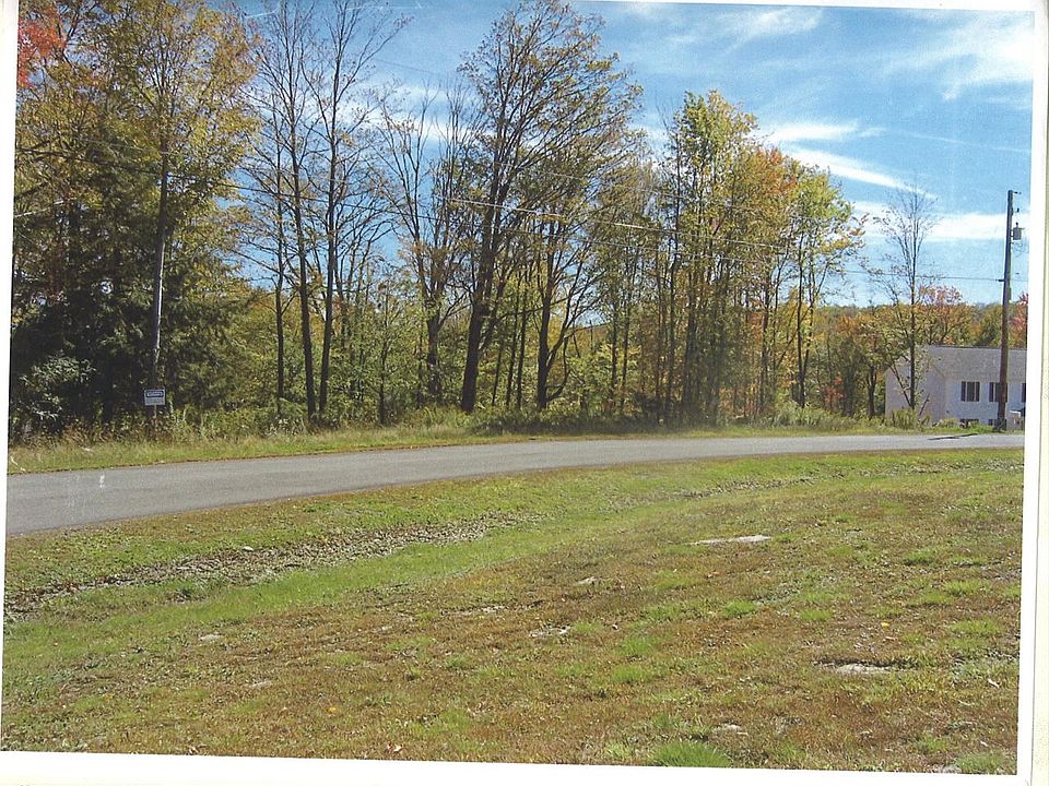 1st image of 12 Meadowbrook Dr