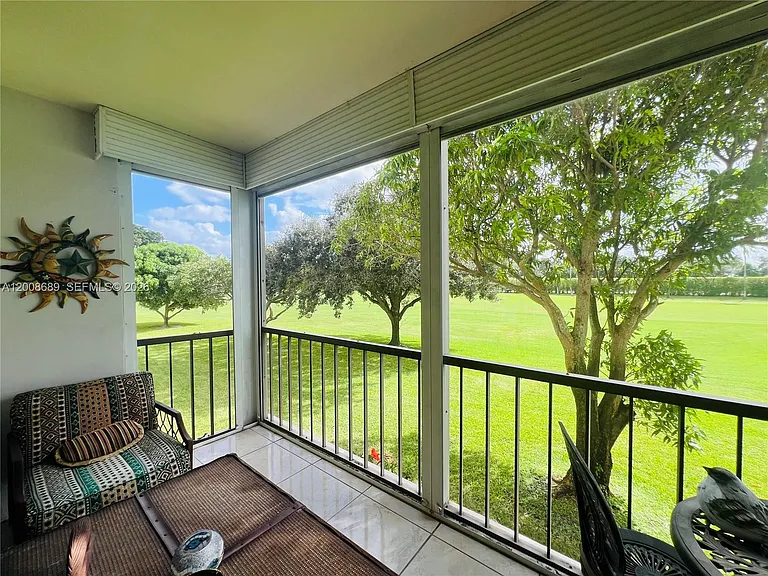 9820 S Hollybrook Lake Dr #202 — Photo 29