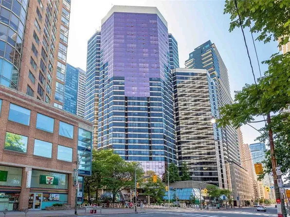 1001 Bay St, Toronto, ON