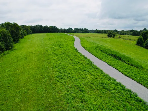 14 Purdy Sano Rd, Columbia, KY 42728