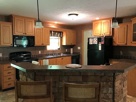 5th image of 250 Homer Ln