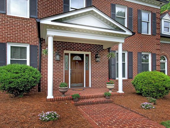 2nd image of 205 Baymount Dr