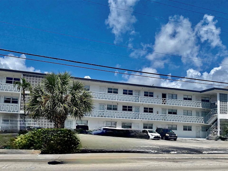 1st image of 467 Golden Isles Drive #108