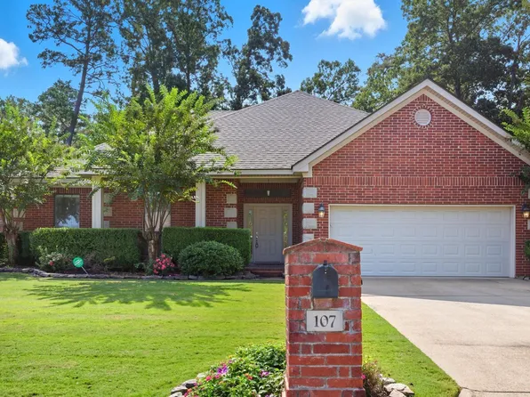 107 Nemours Ct, Maumelle, AR 72113
