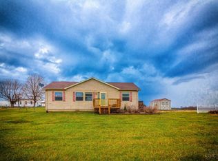 70 Gift Ridge Rd, Manchester, OH 45144