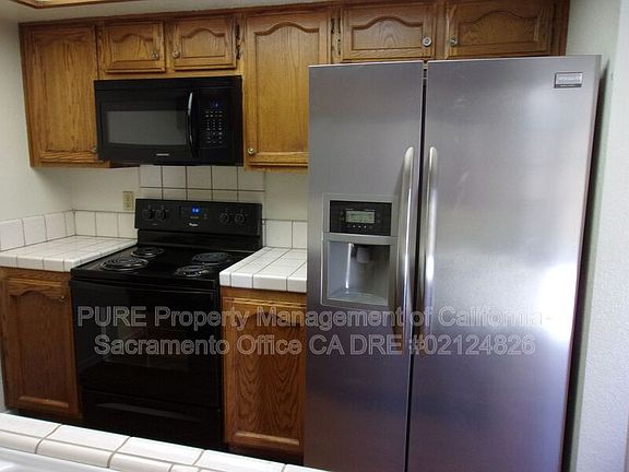 4th image of 8429 Creekridge Cir