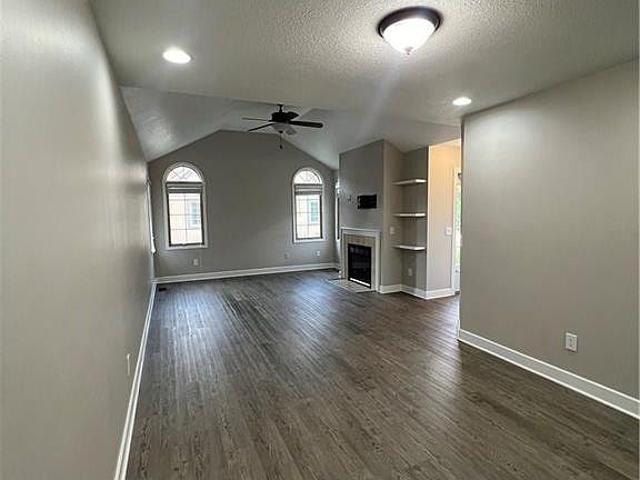 4th image of 1456 Turnbury Ln