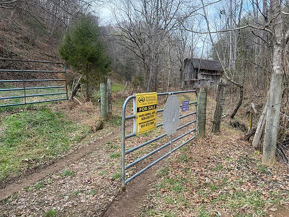 4th image of 1499 Keesel Hollow Rd