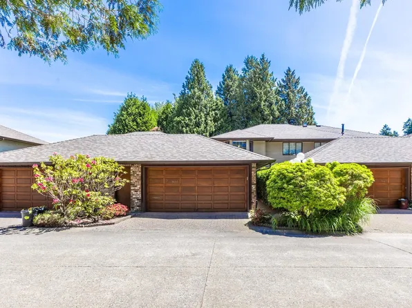 1660 148th St #3, Surrey, BC V4A 7P5