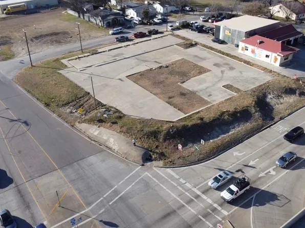 121 W Danieldale Rd, Dallas, TX 75232