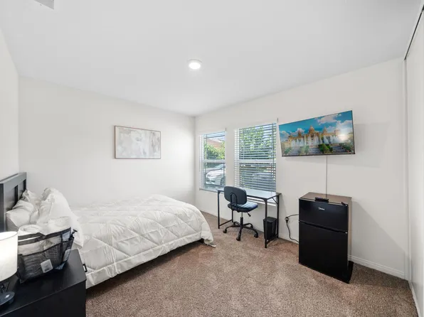 (undisclosed Address), Perris, CA 92570