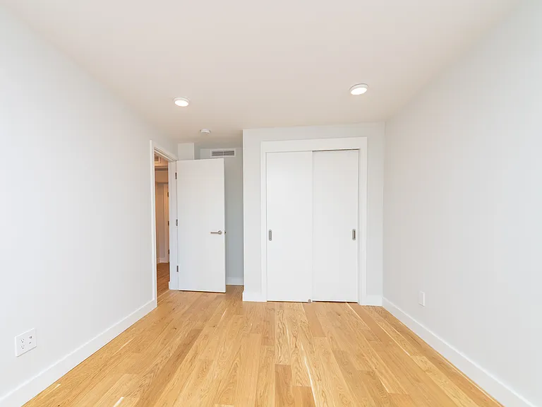 334 Harvard St #G3 — Photo 7